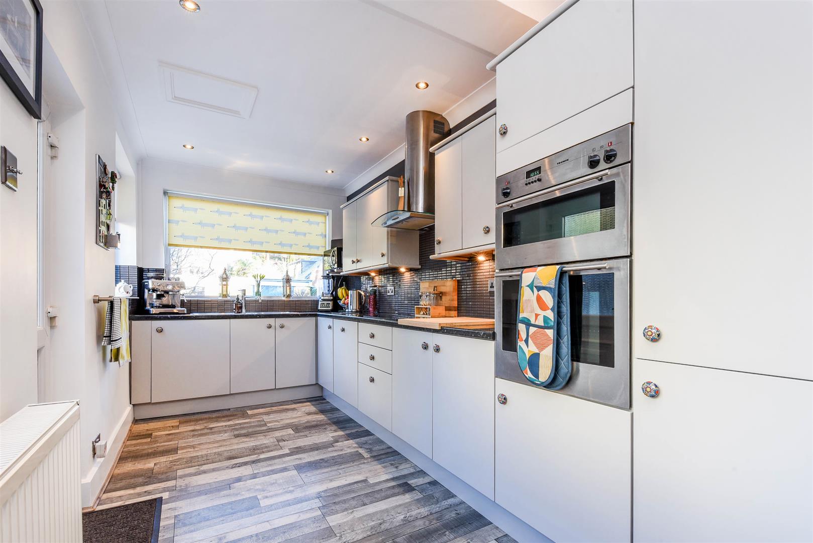 3 bed property in Higher Walton Road, Preston
